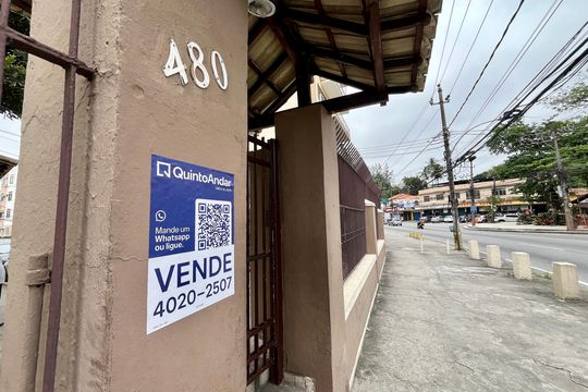 Fachada de apartamento à venda com 2 quartos, 50m² em Tanque, Rio de Janeiro