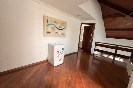 Corredor de casa de condomínio à venda com 5 quartos, 400m² em Tucuruvi, São Paulo