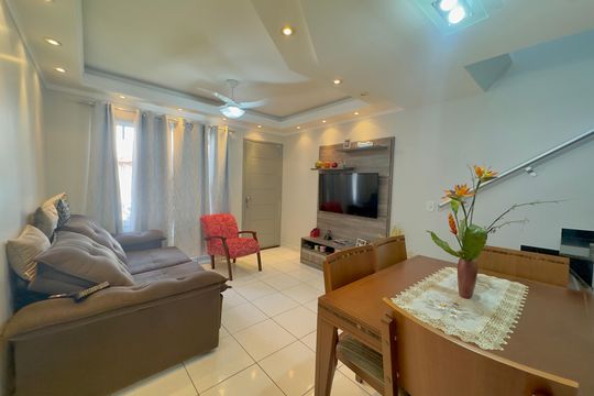 Casa de Condomínio à venda com 2 quartos, 70m² em Jardim Celia, Guarulhos