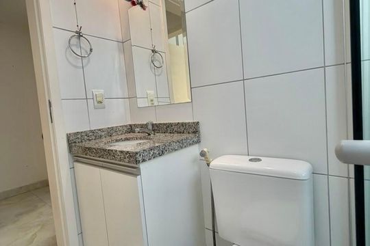 Banheiro Social de apartamento à venda com 3 quartos, 89m² em Buritis, Belo Horizonte