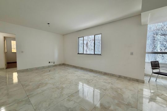 Apartamento à venda com 3 quartos, 89m² em Buritis, Belo Horizonte