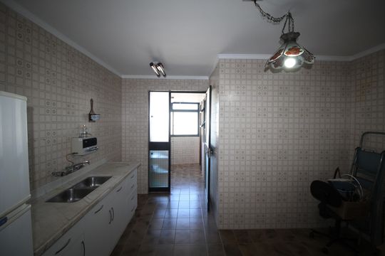 Cozinha de apartamento para alugar com 2 quartos, 80m² em Floresta, Porto Alegre