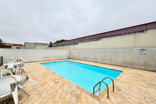 Área comum - Piscina de apartamento à venda com 2 quartos, 50m² em Burgo Paulista, São Paulo