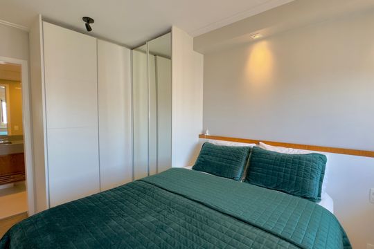 Quarto 1 de apartamento à venda com 2 quartos, 70m² em Vila Augusta, Guarulhos