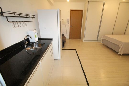 Cozinha de apartamento para alugar com 1 quarto, 40m² em Altos do Esplanada, São José dos Campos