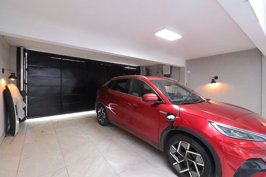 Garagem de casa à venda com 5 quartos, 250m² em Jardim Umuarama, São Paulo