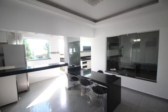 Copa de casa para alugar com 3 quartos, 281m² em Camargos, Belo Horizonte