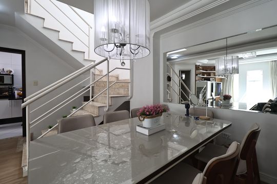 Sala de casa de condomínio à venda com 3 quartos, 135m² em Vila América, Santo André