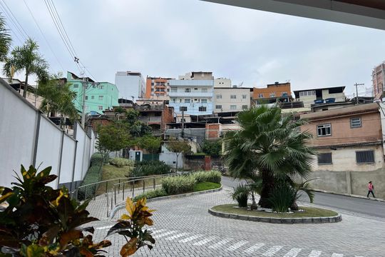 Área comum - Acesso ao Condomínio de apartamento para alugar com 2 quartos, 60m² em Teixeiras, Juiz de Fora