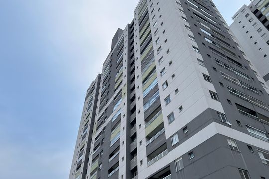 Fachada do bloco de apartamento para alugar com 2 quartos, 60m² em Teixeiras, Juiz de Fora