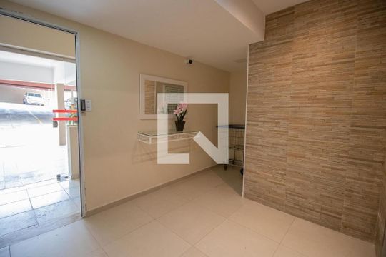 Área comum - Hall de apartamento para alugar com 2 quartos, 77m² em Santa Terezinha, São Bernardo do Campo