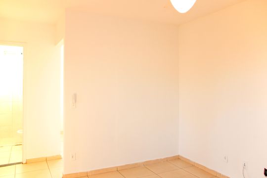 Apartamento para alugar com 2 quartos, 41m² em Parque das Paineiras, Vinhedo