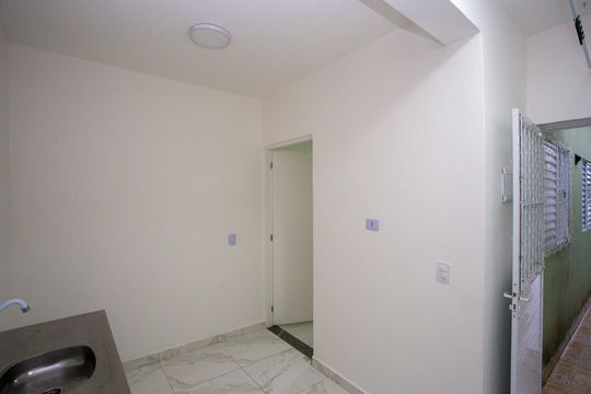 Cozinha/Area de Sedrviço de kitnet/studio para alugar com 1 quarto, 25m² em Taboão, Diadema