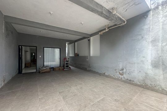 Garagem de casa à venda com 1 quarto, 143m² em Ana Cristina Ii, Barueri