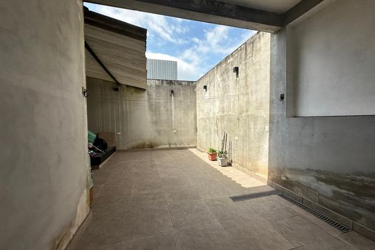 Quintal de casa à venda com 1 quarto, 143m² em Ana Cristina Ii, Barueri