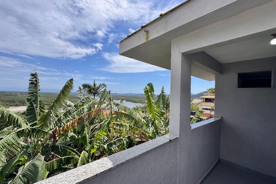 Varanda de apartamento para alugar com 1 quarto, 65m² em Barra de Guaratiba, Rio de Janeiro