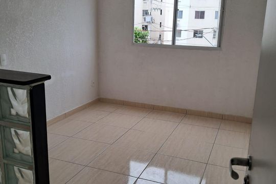 Sala de apartamento para alugar com 2 quartos, 45m² em Cavalcanti, Rio de Janeiro