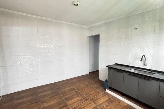 Cozinha de casa para alugar com 3 quartos, 55m² em Jardim Utinga, Santo André