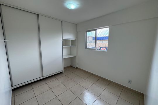Apartamento para alugar com 2 quartos, 49m² em Qi 24, Brasília