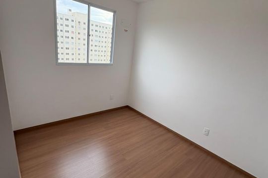Quarto de apartamento para alugar com 2 quartos, 48m² em Braúnas, Belo Horizonte