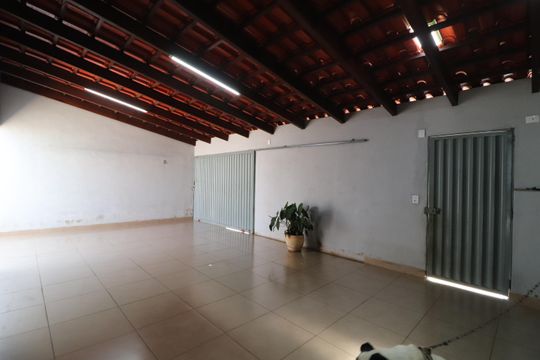 Varanda da Sala de casa para alugar com 2 quartos, 250m² em Jardim Europa, Uberlândia