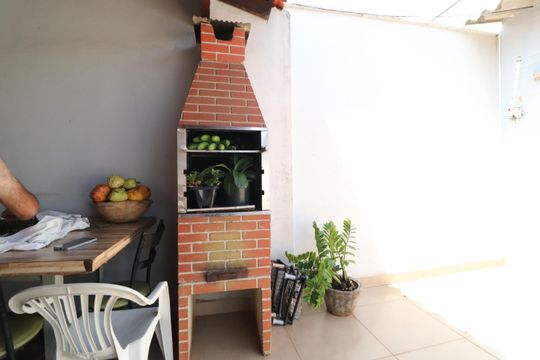 Churrasqueira de casa para alugar com 2 quartos, 250m² em Jardim Europa, Uberlândia