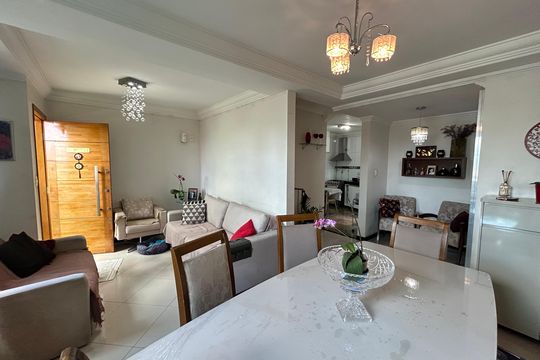 Casa à venda com 2 quartos, 125m² em Ouro Preto, Belo Horizonte