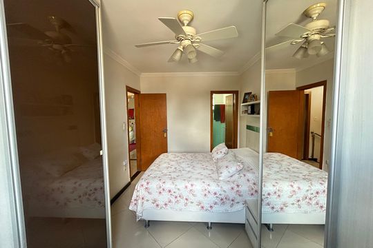 Casa à venda com 2 quartos, 125m² em Ouro Preto, Belo Horizonte