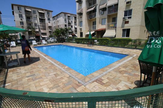 Área comum - Piscina de apartamento para alugar com 3 quartos, 50m² em Parada de Lucas, Rio de Janeiro