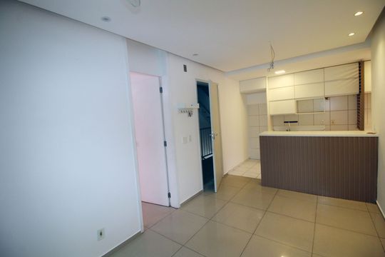 Sala de apartamento para alugar com 3 quartos, 50m² em Parada de Lucas, Rio de Janeiro