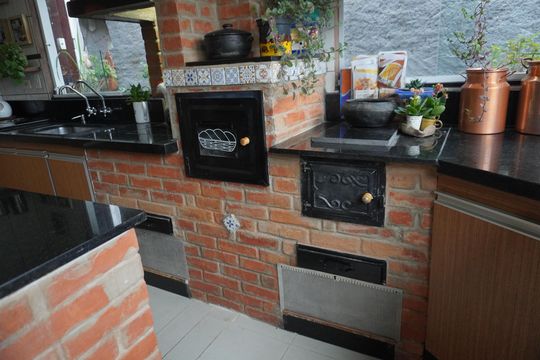 Casa à venda com 4 quartos, 200m² em Jardim São Paulo, São Paulo
