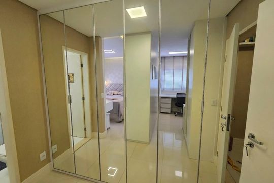 Quarto 1 / Quarto 2 de apartamento à venda com 3 quartos, 94m² em Jardim Tupanci, Barueri