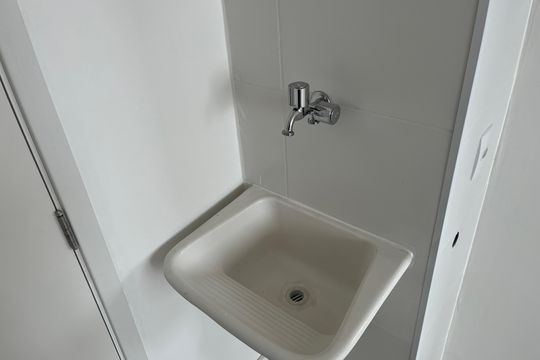 Área de serviço de apartamento para alugar com 2 quartos, 32m² em Barra Funda, São Paulo