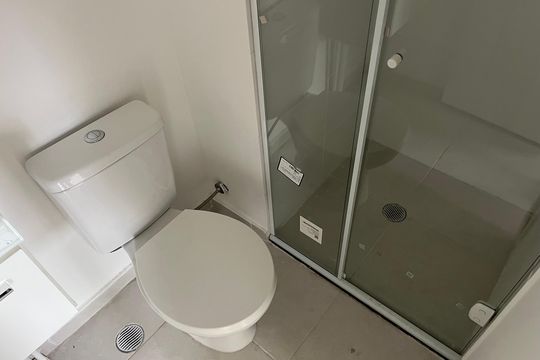Banheiro de apartamento para alugar com 2 quartos, 32m² em Barra Funda, São Paulo