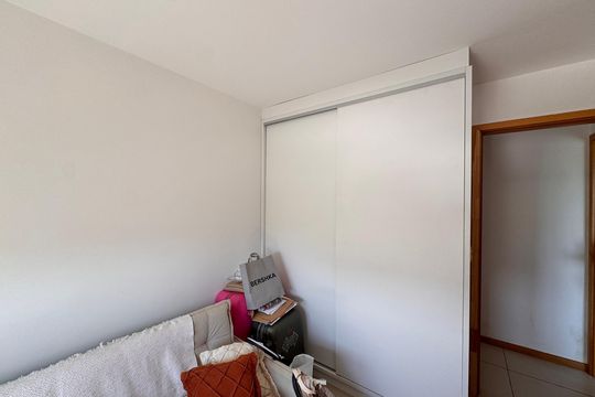 Quarto de apartamento à venda com 2 quartos, 139m² em Recreio dos Bandeirantes, Rio de Janeiro