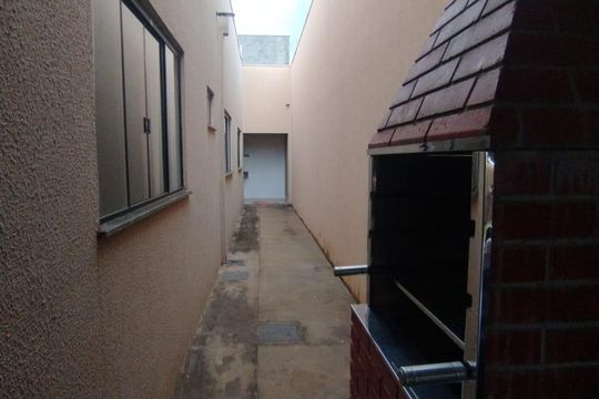 Área externa de casa para alugar com 3 quartos, 150m² em Chácaras de Recreio Mansões do Planalto, Anápolis