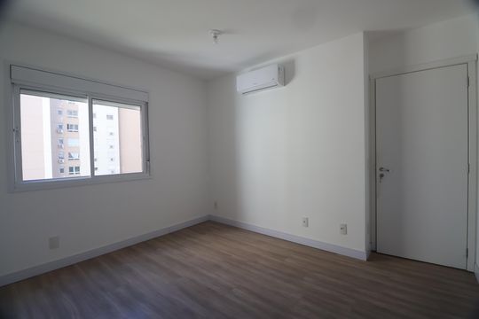 Suíte de apartamento para alugar com 2 quartos, 61m² em Marechal Rondon, Canoas