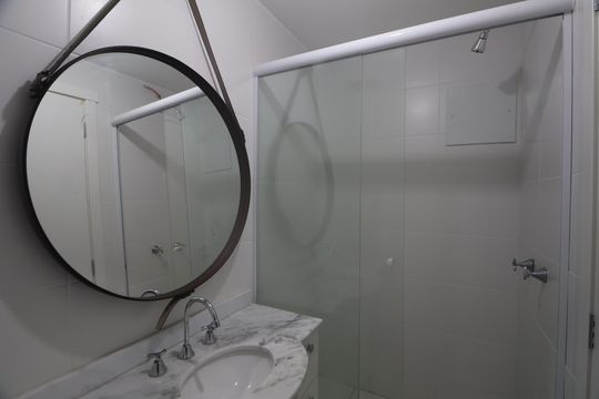 Banheiro  de apartamento para alugar com 2 quartos, 61m² em Marechal Rondon, Canoas