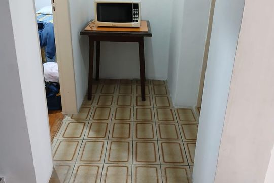 Corredor de casa para alugar com 1 quarto, 50m² em Jardim Cambara, São Paulo