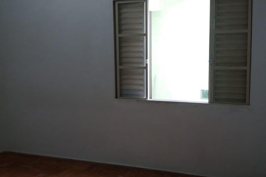 Casa para alugar com 1 quarto, 32m² em Jardim Cambara, São Paulo