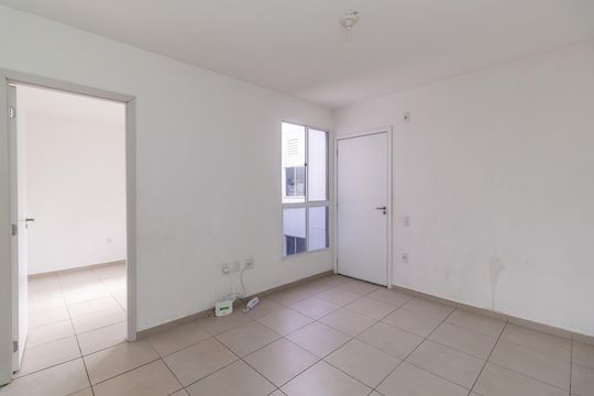 Sala de apartamento para alugar com 2 quartos, 48m² em Centro, Ribeirão das Neves