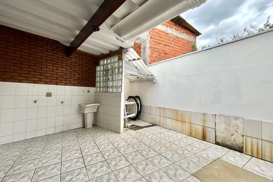Quintal de casa para alugar com 3 quartos, 209m² em Jabaquara, São Paulo