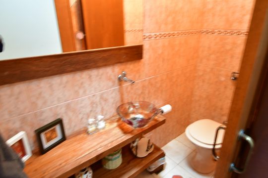 Lavabo de casa para alugar com 3 quartos, 143m² em Jardim do Sol, Campinas