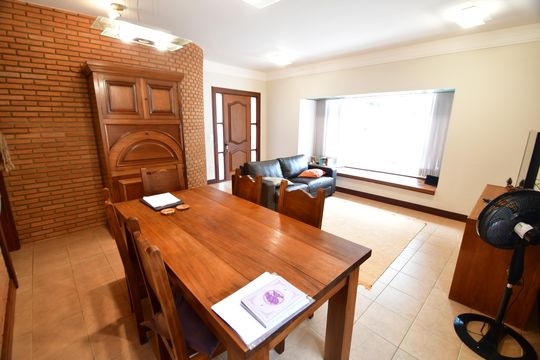 Sala de casa para alugar com 3 quartos, 143m² em Jardim do Sol, Campinas