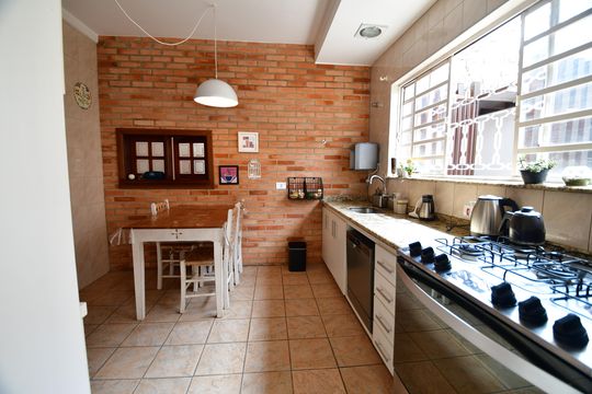 Cozinha de casa para alugar com 3 quartos, 143m² em Jardim do Sol, Campinas