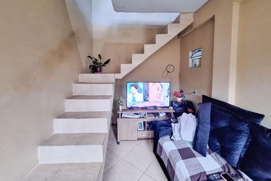 Sala de casa à venda com 3 quartos, 60m² em Atalaia, Niterói