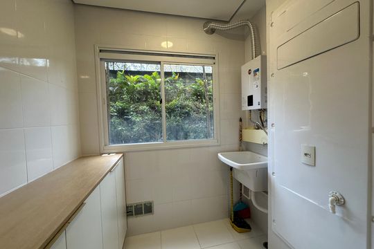 Área de Serviço de apartamento para alugar com 2 quartos, 57m² em Parque Viana, Barueri