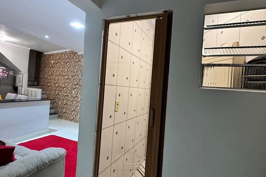 Corredor de casa à venda com 3 quartos, 120m² em Vila Buenos Aires, São Paulo