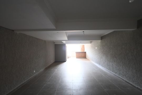 Salão de casa para alugar com 3 quartos, 260m² em Umuarama, Osasco