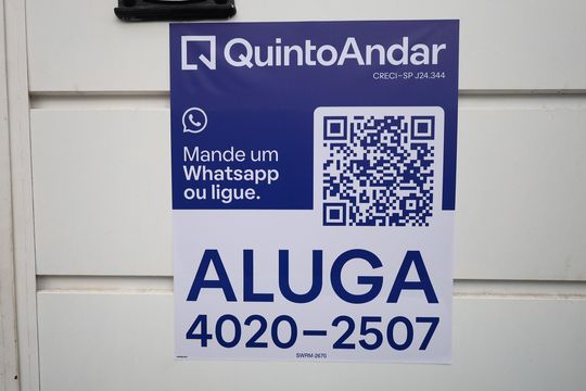 Placa de casa para alugar com 3 quartos, 260m² em Umuarama, Osasco
